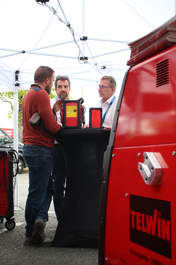 Démo des équipements de carrosserie Telwin chez Flauraud