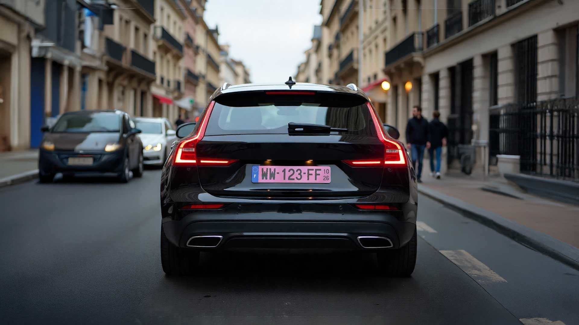 Plaques d'immatriculation provisoires WW ou W garage rose